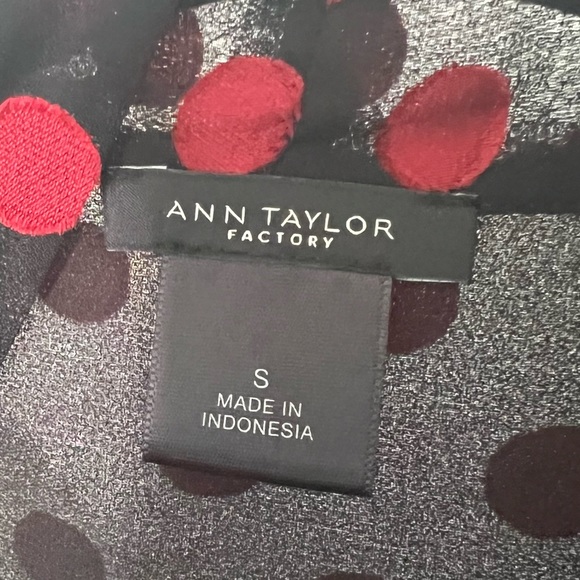 ANN TAYLOR black&red polka dot tie tank - Picture 4 of 4